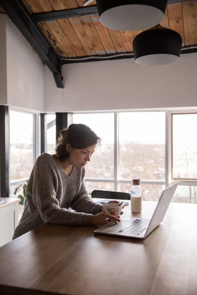 How can I apply online for a credit card